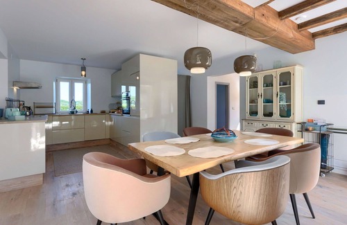 Momjan House | Stunning private villa for 4 people with private pool, A/C, WIFI, TV and patio
