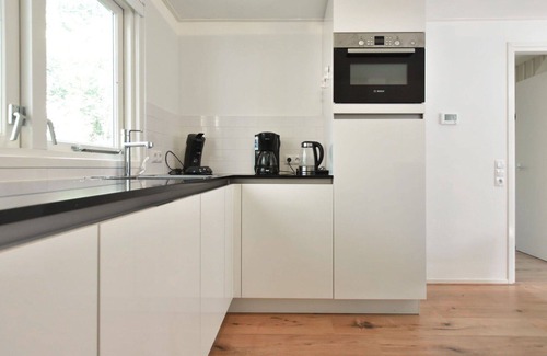 Norg House | Stunning private villa for 6 people with WIFI, TV and terrace