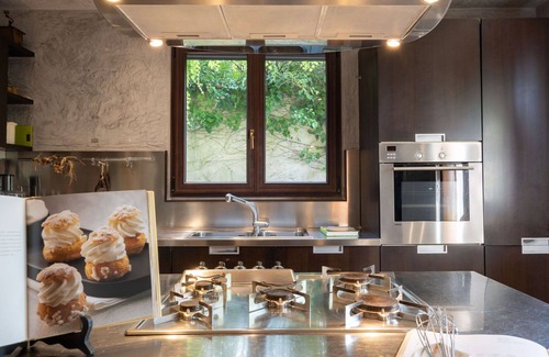 Pian di Sco Villa | Stunning private villa for 6 guests with WIFI, private pool, TV and panoramic view