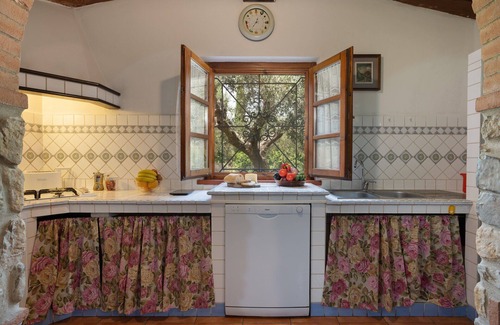 Bibbona Villa | Stunning private villa with A/C, private pool, WIFI, TV, patio, pets allowed and panoramic view