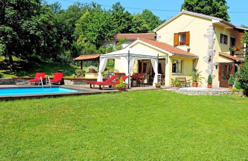 Matulji House | Stunning private villa with hot tub, private pool, A/C, WIFI, TV, patio and pets allowed