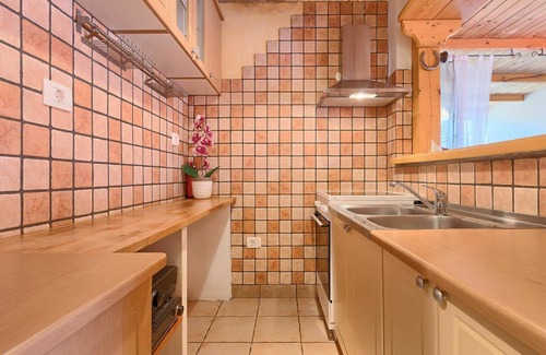 Kaldanija House | Stunning private villa with A/C, private pool, hot tub, WIFI, TV, terrace and pets allowed