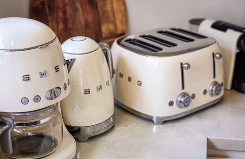 Robertson House | Stunning Rainforest Retreat w/sauna - Southern Highlands