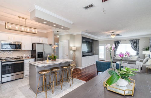 Laguna Beach Estates House | Stunning Resort Style Home | Private pool, Ocean View, Bar/Grill, & Game Room.