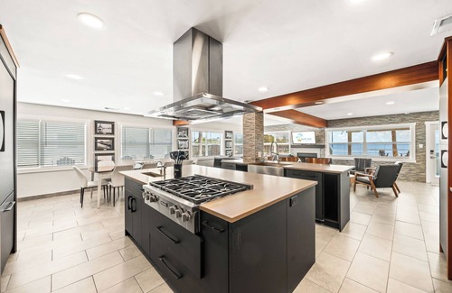 Orlando Beach Condo | Stunning Riverfront Views! W/Private beach access & Perfect Setting for Events 🌅
