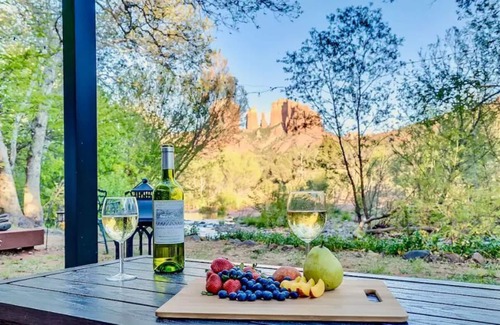 West Sedona Cottage | Stunning Sanctuary on Creek w/ Incredible Views!