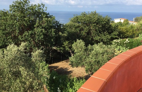 Bonifati Villa | Stunning sea and mountain views – sleeps up to 8 people