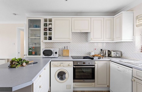 Bigbury-on-Sea Apartment | Stunning sea views, beach access, Bigbury on Sea