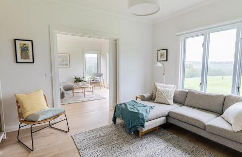 Beech Forest House | Stunning Top of the Otways Views 3-4 Bedroom House