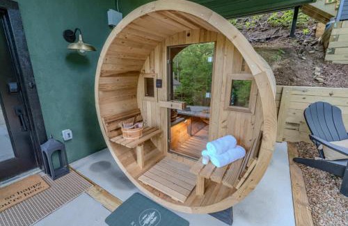 Sugar Mountain House | Stunning Views Private Sauna Fireplace Fire Pit