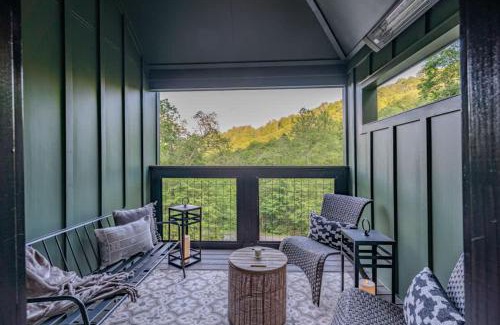 Sugar Mountain House | Stunning Views Private Sauna Fireplace Fire Pit