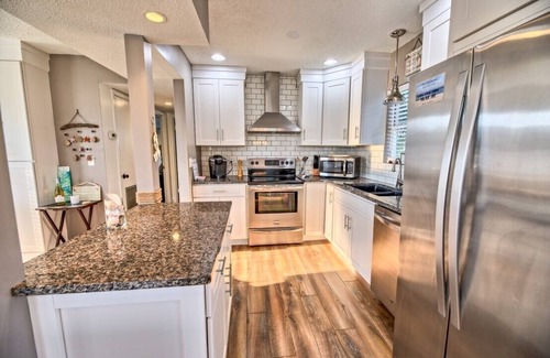 Inlet Beach Cottage | Stunning Views Seconds from Sand (Not a Private Pool)