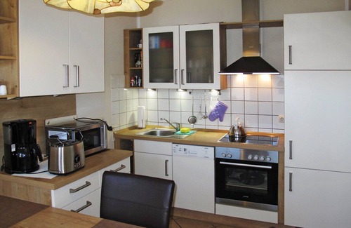 Grosefehn House | Stunning villa for 4 guests with WIFI, TV and terrace