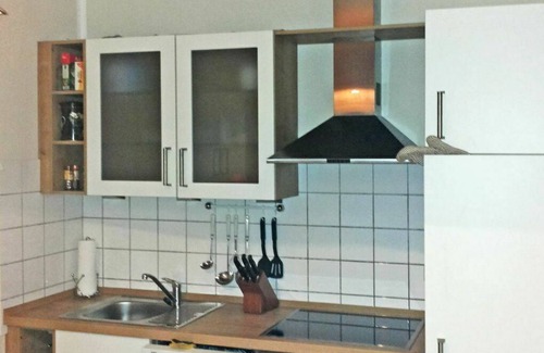 Grosefehn House | Stunning villa for 4 guests with WIFI, TV and terrace