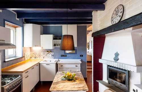 Stellanello House | Stunning villa for 4 guests with WIFI, terrace and pets allowed