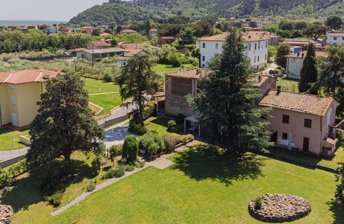 Colle di Compito Villa | Stunning villa for 4 guests with WIFI, private pool, TV, terrace and parking