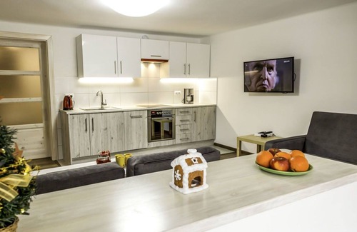 Wisla Villa | Stunning villa for 5 people with WIFI, TV, pets allowed and parking