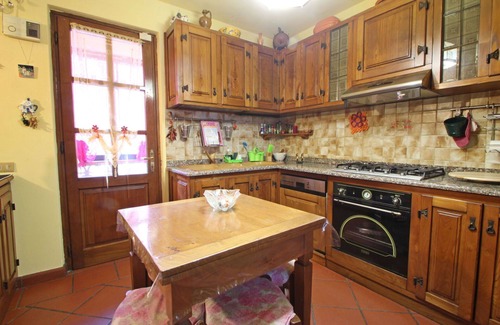 San Rocco in Turrite House | Stunning villa for 6 guests with WIFI, private pool, TV and pets allowed