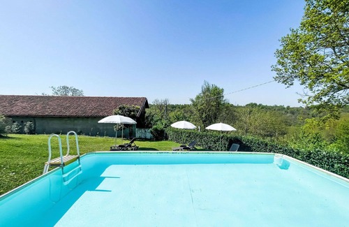 Asti House | Stunning villa for 7 guests with A/C, WIFI, private pool, TV, terrace and pets allowed