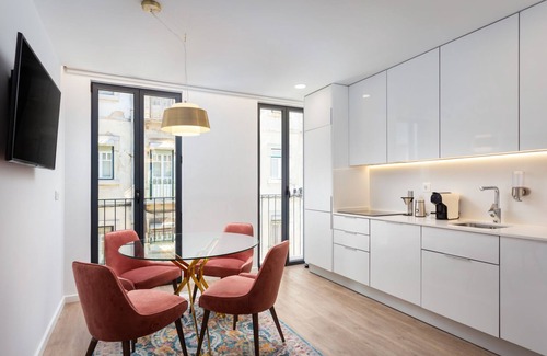 Lisbon Old Town Apartment | STUPENDO-1 BR-Center- Air conditioning