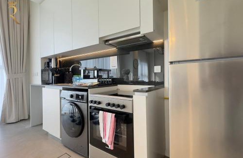 Abu Dhabi Apartment | Stylish 1BR Cove Beach Access Al Reem Island