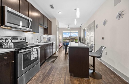 Frisco Square Apartment | Stylish 1BR Retreat with Pool & Gym