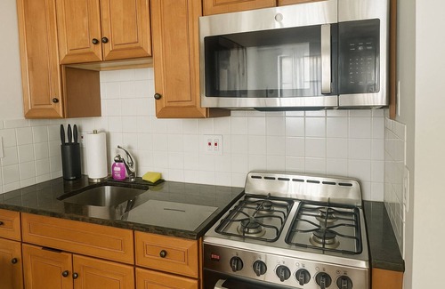 Weehawken Apartment | Stylish 1BR with NYC Views. Steps 2 Bus & 10 Mins to NYC