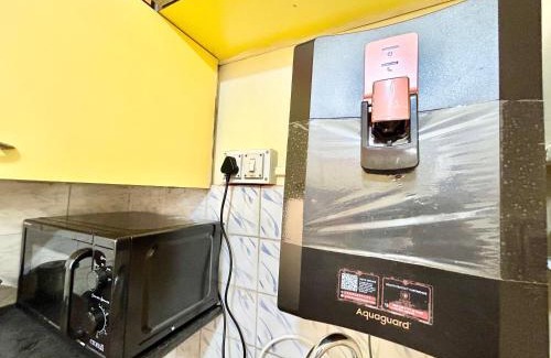 Tollygunge Apartment | Stylish 1RK Serviced Apartment in Tollygunge