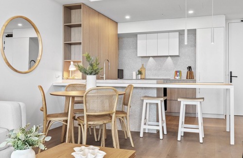 North Fremantle Apartment | Stylish 2-Bed Unit with Views & Rooftop Access