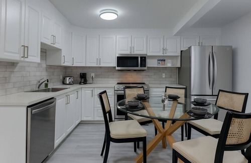 Sainte-Marie Apartment | Stylish 3BR in the heart of Downtown Montreal