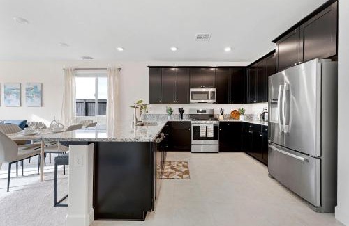 Sparks House | Stylish 4BR Home Nr Golden Eagle Sports Complex