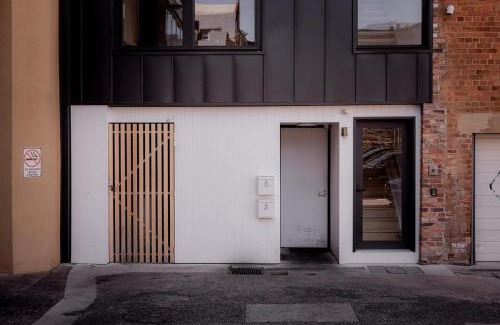 Hobart Central Business District Apartment | Stylish apartment in Hobart's CBD