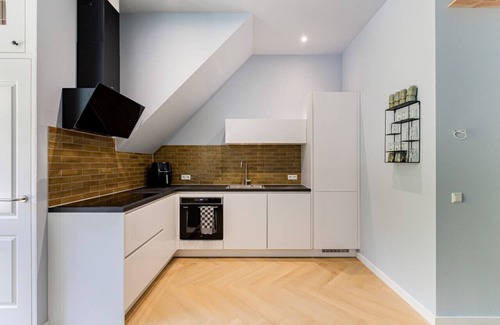 Weesperzijde Apartment | Stylish Apartment Next to the Amstel River- Unit D