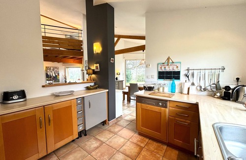 Le Bugue House | Stylish architect house with mature garden private pool. A real gem