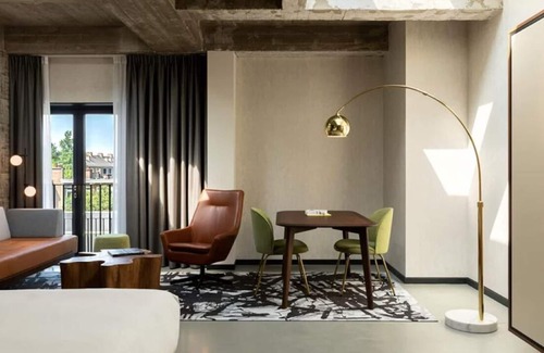 Kralingen-Crooswijk Hotel | Stylish Boutique Hotel Stay Steps from Art, Food, and Historic Rotterdam