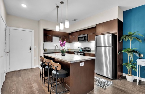 Cedar Park Apartment | Stylish Cedar Park 1BR – Pool, Gym, Walkable, Pet OK, 30 Mins from Austin