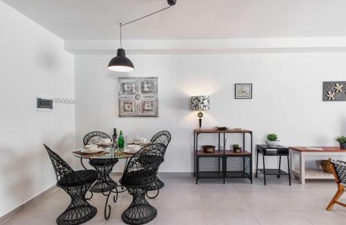 Swieqi Apartment | Stylish & Cozy 2BR in Prime Location close to Beach