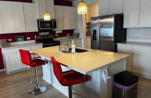 Hyde Park House | Stylish Home Near Riverside/San Marco 6 Miles from TIAA Bank Field