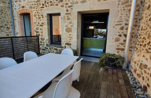 Rochechouart House | Stylish house in quaint chateau town sleeps 10/12