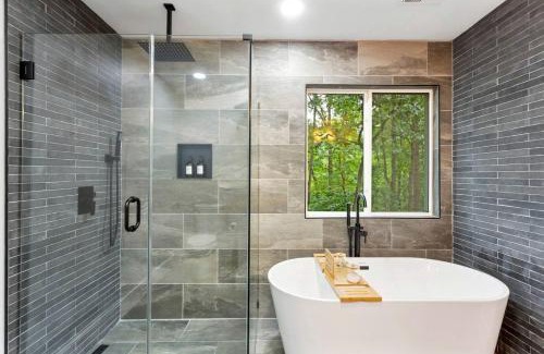 Westminster House | Stylish Lakehouse with Black-and-White Modern Design near Lake Hartwell, Clemson SC