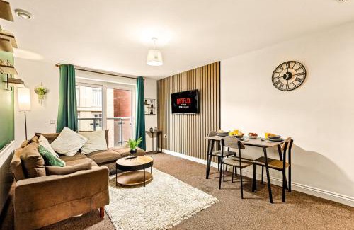 Leeds Apartment | Stylish Leeds City Centre 2BR - Free Parking - 2 Mins to First Direct Arena