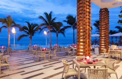 Los Cabos Apartment | Stylish Luxury 2 Bedroom Suite in Cabo San Lucas - SPACE AVAILABLE BOOKING