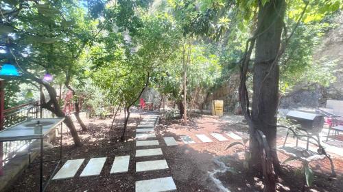 Finike Apartment | Stylish&Luxury Flat with Garden Close to Sea