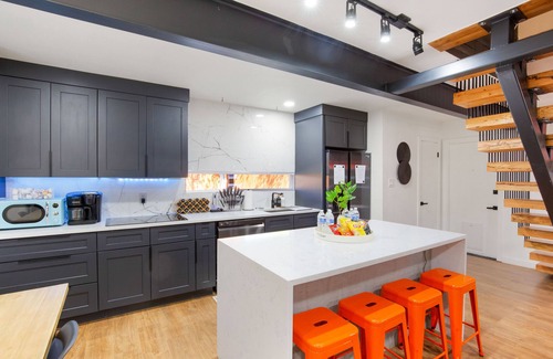 Franklin Park House | Stylish Modern 3Br Home 10 min from AUS Airport