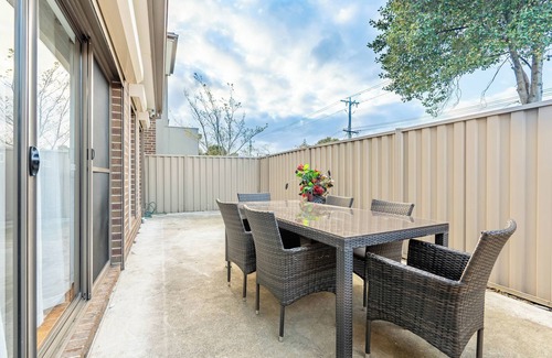 Heidelberg West House | Stylish, modern and secure family home!