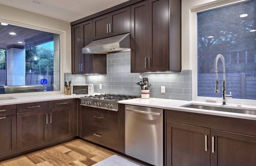 Zilker House | Stylish Modern Luxury Huge 5BR Home - walk to ACL