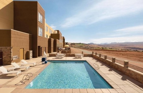 Page Hotel | Stylish & Roomy Queen Room | Breakfast Included | Swimming Pool & Fitness Center