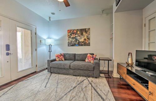 Alta Vista Apartment | Stylish San Antonio Apt with Patio Near River Walk!
