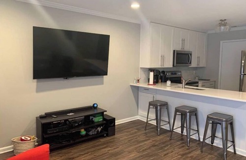 Auburn Condo | Stylish Stay Near AU Stadium and Downtown!