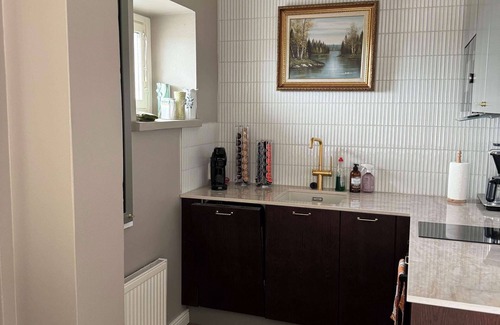 Lahti Apartment | Stylish studio apartment with a view